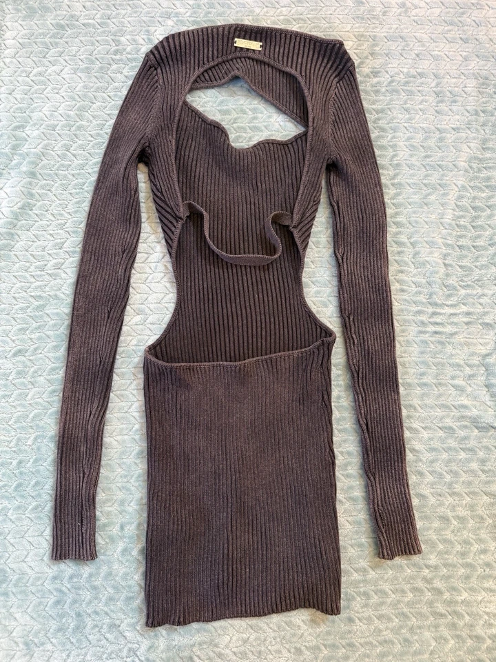 Vestido acanalado Urban Outfitters BDG Jeans ceñido al cuerpo espalda abierta gris para mujer talla XXS Foto 2 de 3