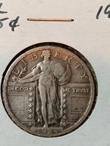 1924 Standing Lib. Quarter. Weak date. Fine. Nice. No reserve.