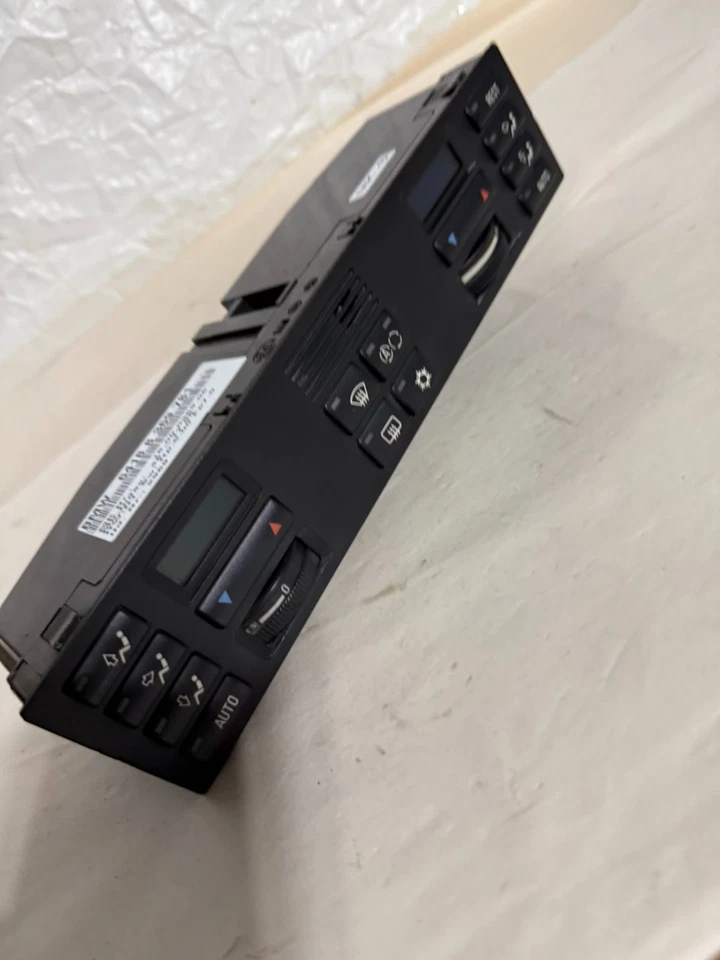 **Unidad de control de clima para tablero BMW E38 740i 740iL 750iL aire acondicionado aire acondicionado Foto 3 de 4