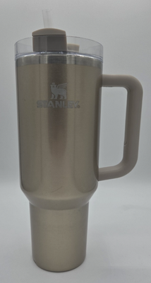 Stanley x ELF Collab 40 oz Honey Talks Gold Quencher Tumbler  display picture 1