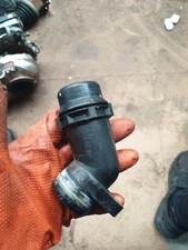 Audi Q7 4M 2017 Diesel engine water coolant pipe hose 059121071DE