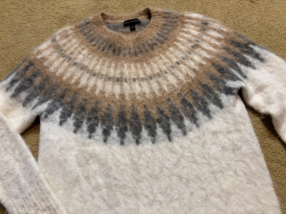 Banana Republic Cream Fair Isle Fuzzy Alpaca Blend Oversized Ivory Ski Sweater S - Image 2 of 4