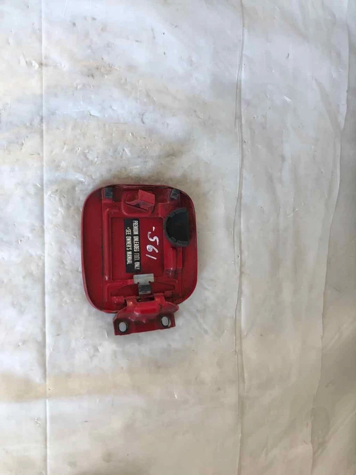 1992 - 1996 HONDA PRELUDE Rear Fuel Tank Door 2.3L Coupe OEM - Image 4 of 4