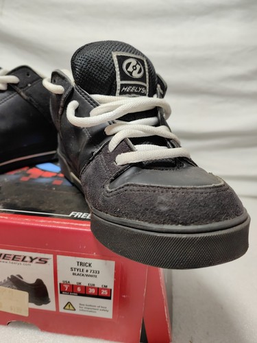 Heelys Trick 7333 UK6 Black/White USA7 - Picture 9 of 14