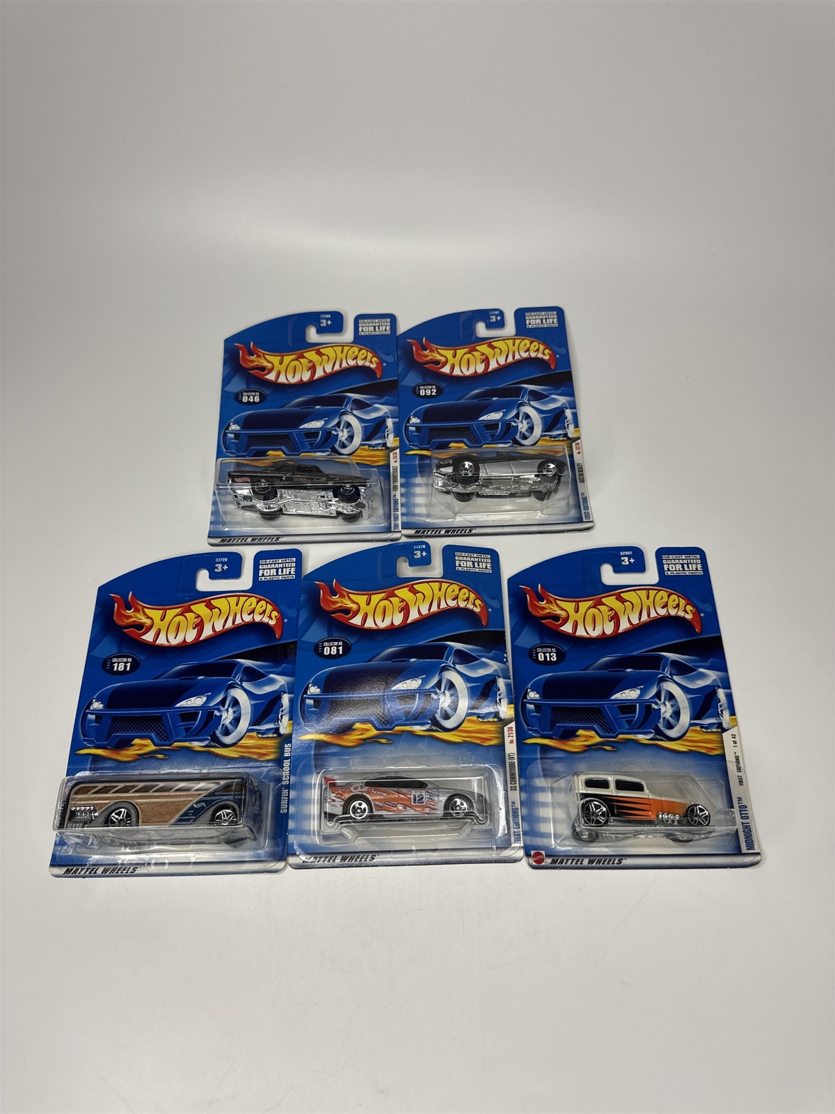 Lot of 5 Hot Wheels Mattel Wheels 2000-2001 Die Cast Metal Collectible Race Cars