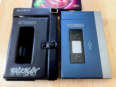 SONY TPS-L2 First Generation Walkman Stereo Cassette Player w/ Cover JP MG01 1.5