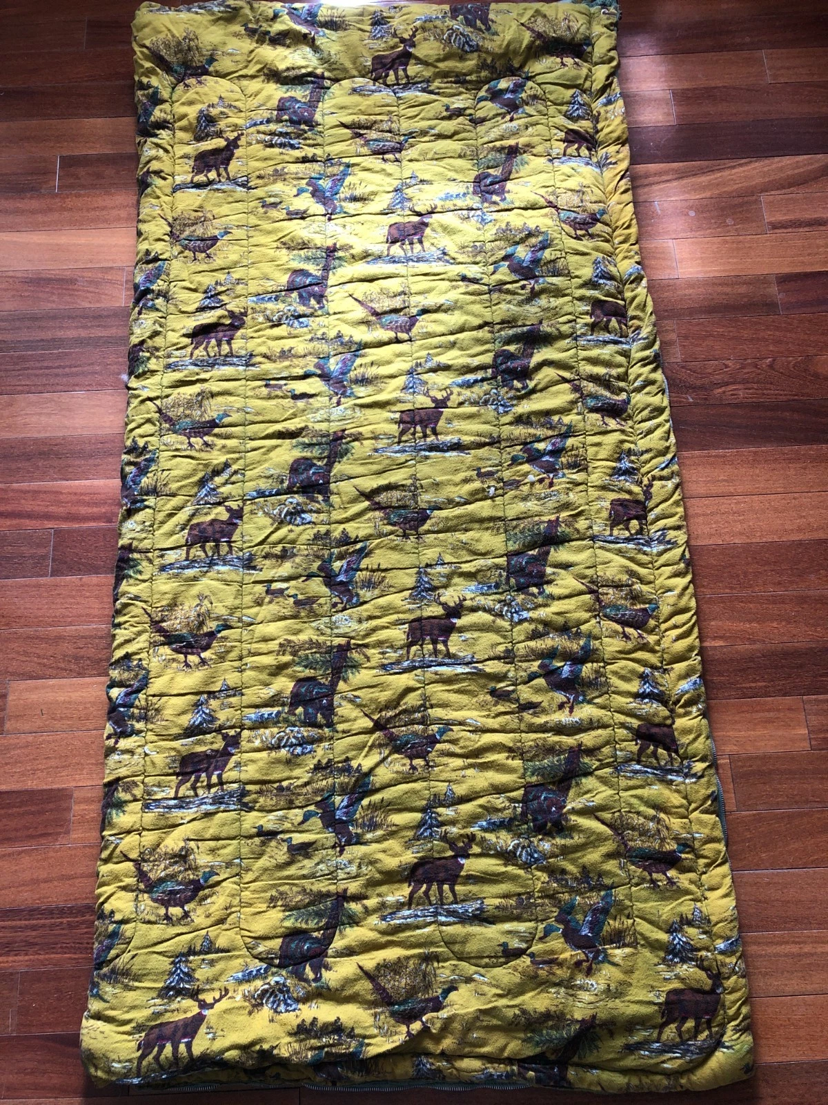 Vintage Hunting Camp Sleeping Bag Deer Ducks Pheasants Quilted Mustard Green