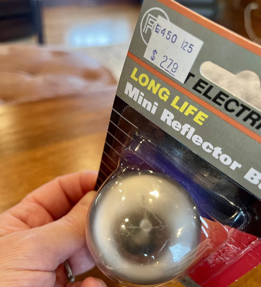 Feit Mini Reflector Short Neck Light Bulb R14 40W Standard Base Brand New - Image 3 of 4