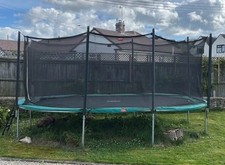 Berg 520 trampoline 11ft x 17ft oval