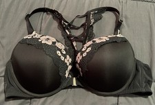Cacique Lane Bryant Boost Plunge 44b front closure