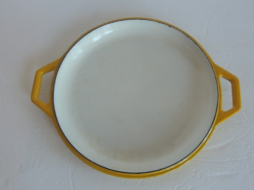 Cazuela horno holandés MCM vintage NAACO Dinamarca D3 hierro fundido esmaltado amarillo 2 piezas - Imagen 11 de 15