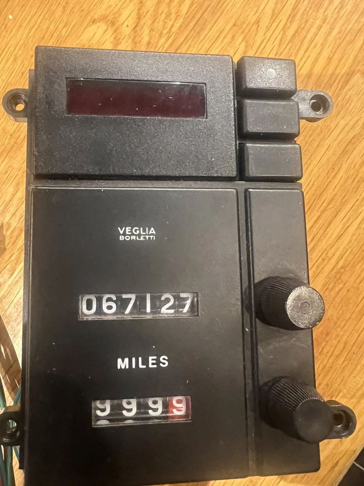 Ferrari Mondial Odometer/ Total Mileometer And Digital Clock - Image 2 of 4
