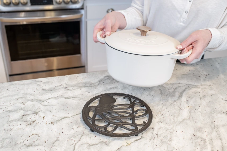 GASARÉ, remache de hierro fundido, remache de metal, diseño de pulpo, pies de goma, 8 pulgadas Foto 2 de 4