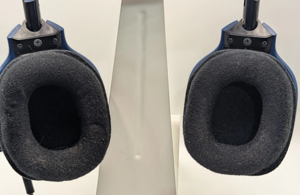 ASTRO Gaming MLG Edition A40SE Auriculares Inalámbricos para Juegos PC con MixAmp, Micrófono, Cables Foto 3 de 4