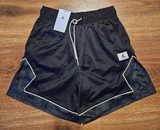 NWT Nike Air Jordan Essential Womens Diamond Shorts Black Size SMALL DO5041-010