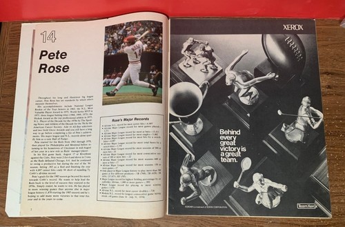 Major League Baseball Scorecards And Yearbooks Each Sold Separately - Picture 219 of 306