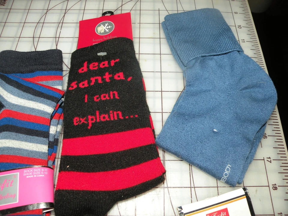 8 NWT SOCKS 9-11 2 KNEE DOG SANTA HALLOWEEN STRIPE BROWN BLUE - Image 3 of 4