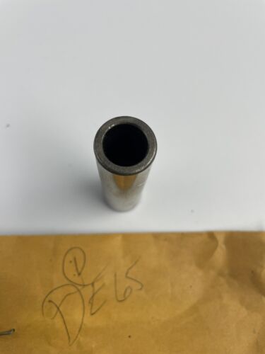 Wisconsin OEM DE65 Piston Pin - NOS - Picture 3 of 3