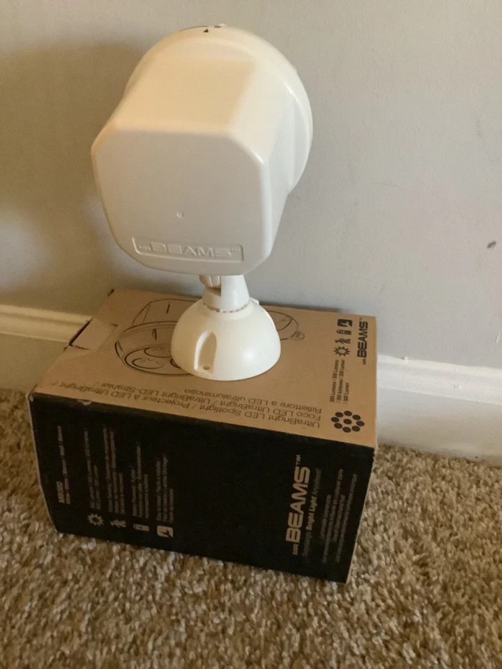 Mr Beams Spot Light Motion Sensor Outdoor Wireless Battery Ultra Bright White - Image 3 of 3