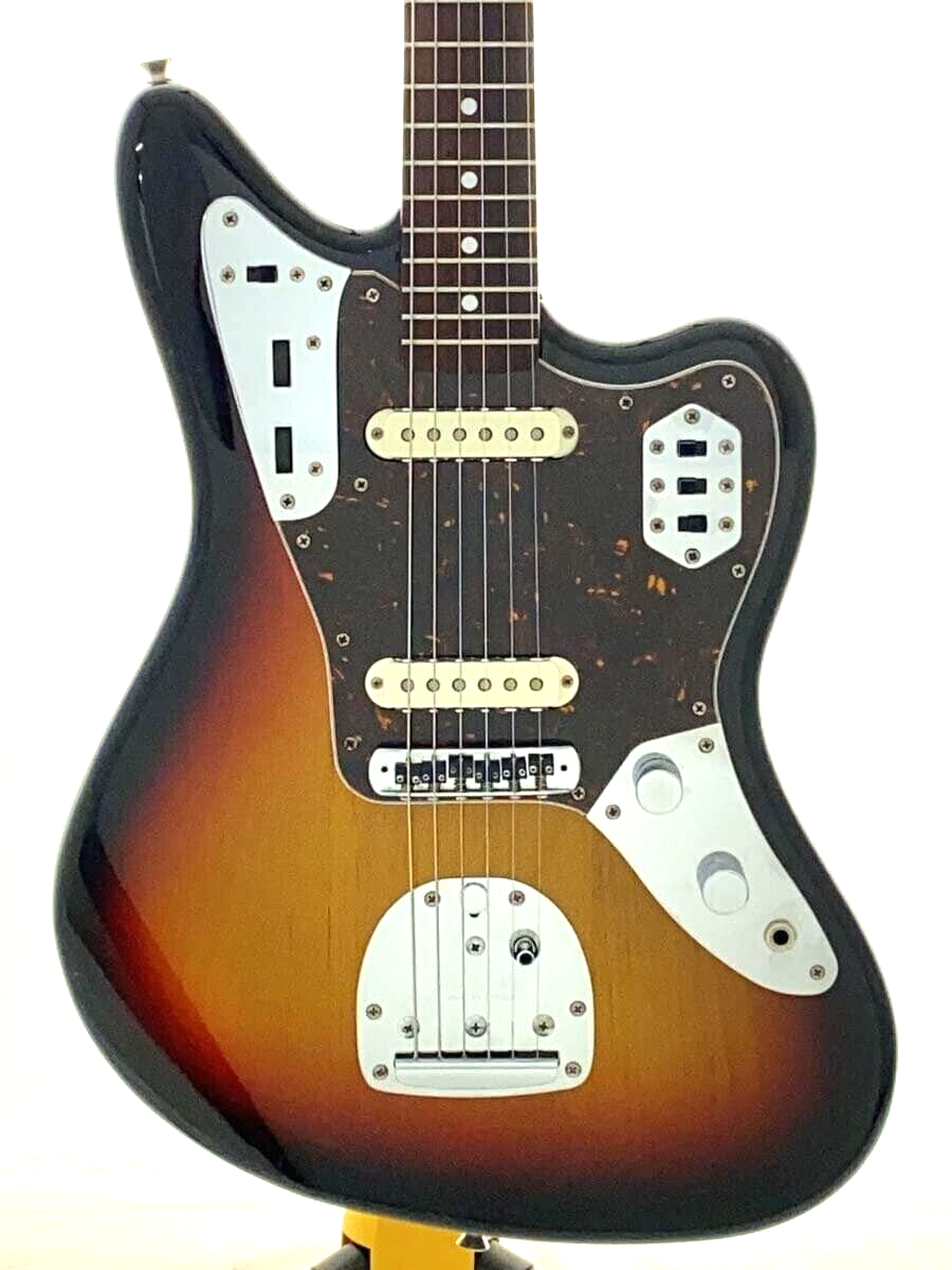 reina　　Fender Jaguar サンバースト　JG66-85 Fender Japan Jaguar Guitar JG66-85 3-Tone Sunburst Large