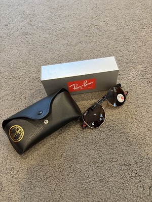 #ad Black And brown rayban sunglasses brand new box an case $55.00