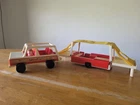 Vtg 1979 Fischer Price Little People Jeep And Pop Up Camper Toy With One Figure