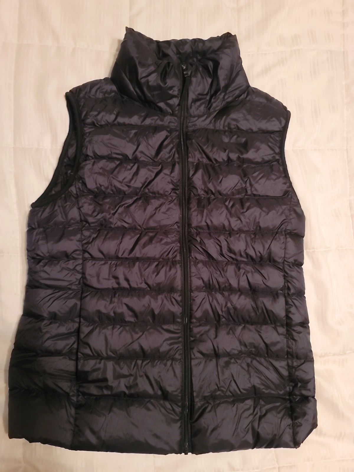 Uniqlo Vest Women Small Black Ultra Light Down Puffer Quilted