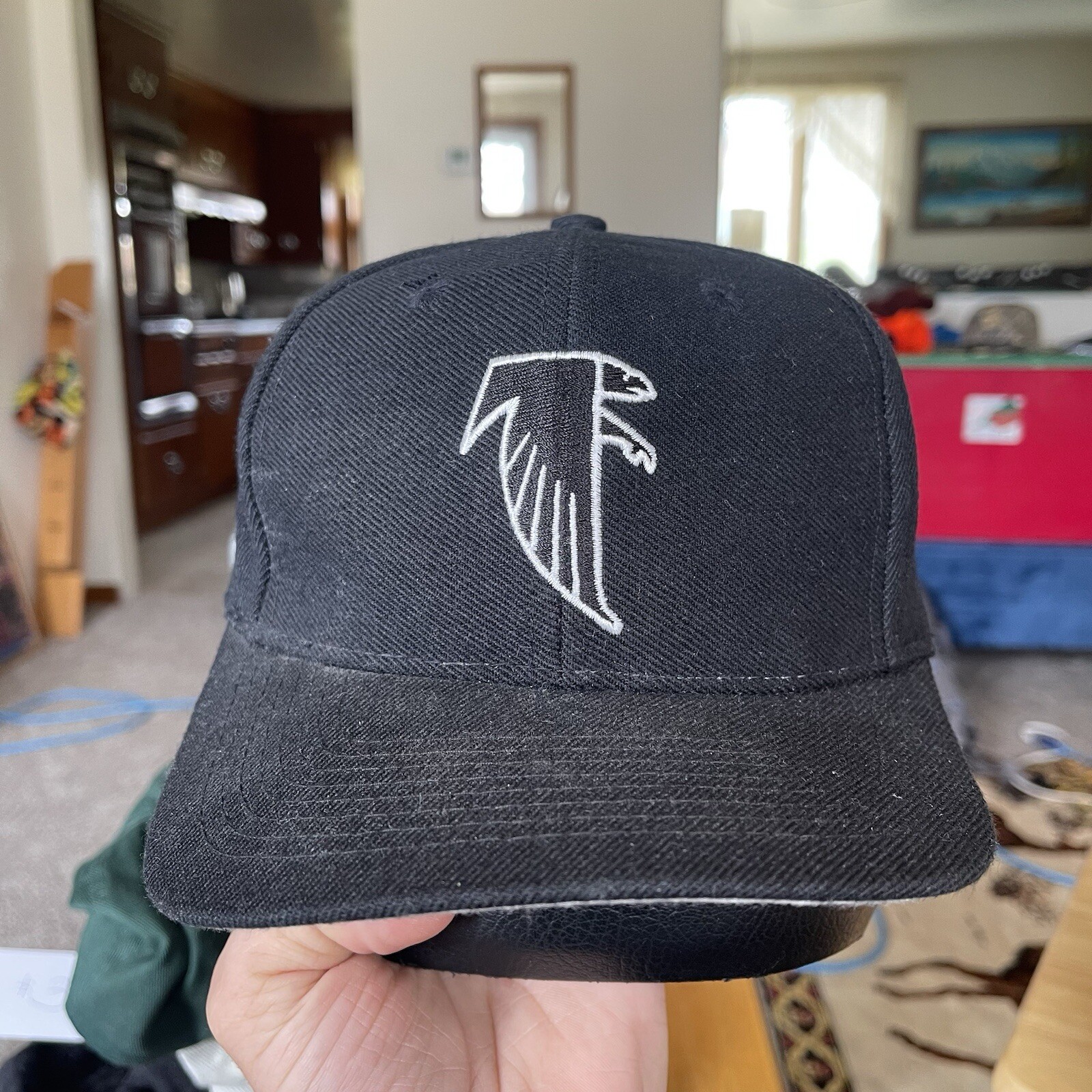 Picture 1 of 16