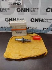 PLUNGER FOR CASE NEW HOLLAND. Part # 75286974. NEW FREE SHIPPING!