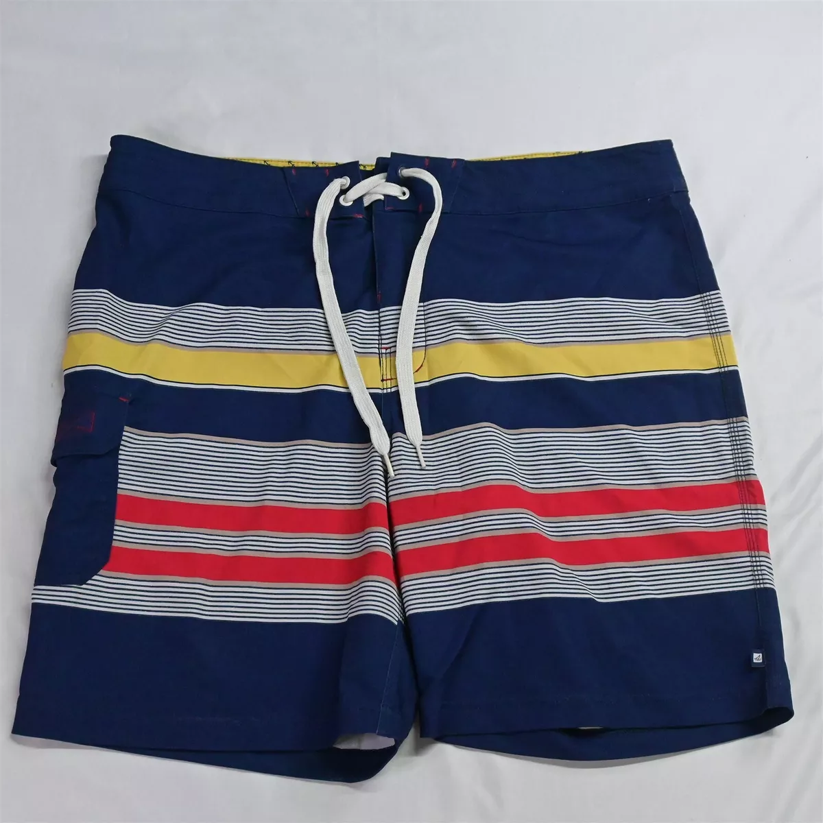 Sperry board hotsell shorts