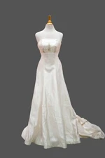 Wedding Dress Pre-Owned Store Inventory