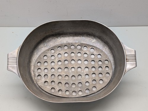 WagnerWare Sidney -0- Magnalite 8 qt Oval Roaster 4265-P, cast trivet and lid - Picture 5 of 10