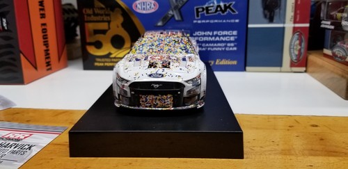 Kevin Harvick 2022 #4 Richmond Mobil 1 Raced Win Version "FINAL WIN # 60TH" 1:24 - 第 4/20 張圖片