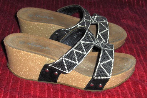 Vtg Herstyle Wedge Sandals Women Size 6 1/2 Pre-Owned Casual Or Dress Shoes - Picture 3 of 5
