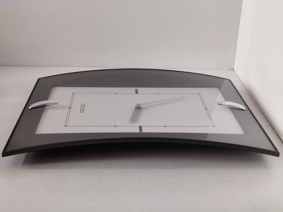 Seiko Quartz Wall Clock Rectangular 33x25cm Silver Black White Tested Working - Bild 4 von 4