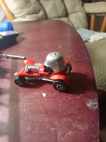 “”RED BARON”” 1969 Vintage Mattel Hot Wheel - Blackwall Hong Kong BLACK INTERIOR