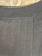CHANEL / gonna in tweed / taglia 40 / elegante design nero avvolgente