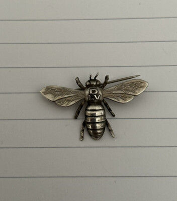 GREIFEN-KUNST DLV BIENE HONIGBIENE BUMBLE-BEE 835er SILBER ANSTECK-NADEL BROSCHE