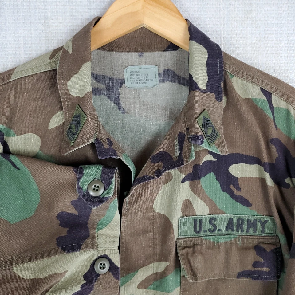 Chaqueta M65 camuflaje bosque sargento maestro sargento para hombre talla mediana alta ejército de EE. UU. Foto 2 de 4