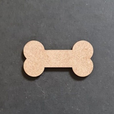 Hundeknochen. 3 mm MDF Bastelformen / Verzierungen. 12 Stück verschiedene Größen
