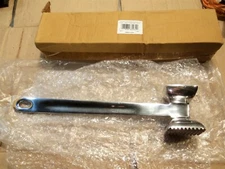 NEW  Carlisle Food Service Products 607400 Meat Tenderizer 14" *FREE SHIPPING*