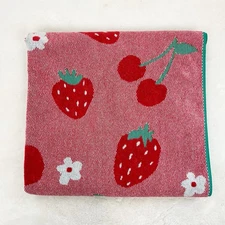 Members Mark Beach Towel Cotton Strawberry Cherry Daisy Flower Red Green 30x57