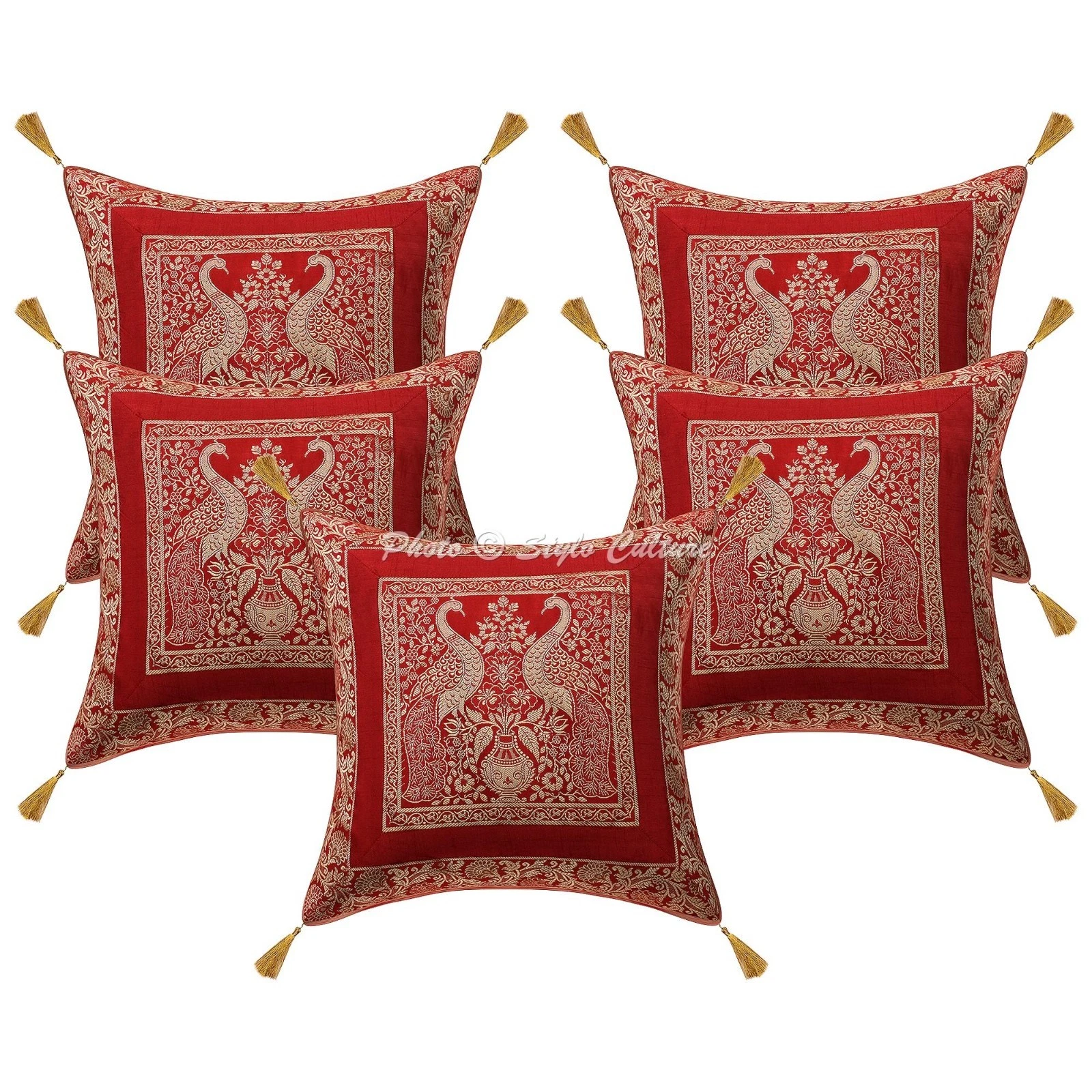 Decorative Brocade Throw Pillow Covers Jacquard Tassels Maroon Peacock 45x45 cm