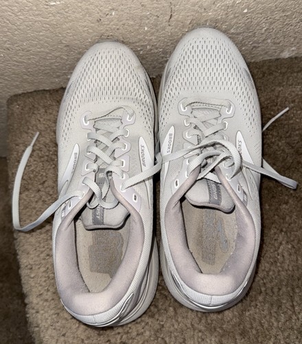 Brooks Ghost 15 Zapatos para Correr Para Mujer Talla 9 Gris Atlético Carretera Gimnasio Entrenadores Fabricantes de Equipo Original - Imagen 3 de 8