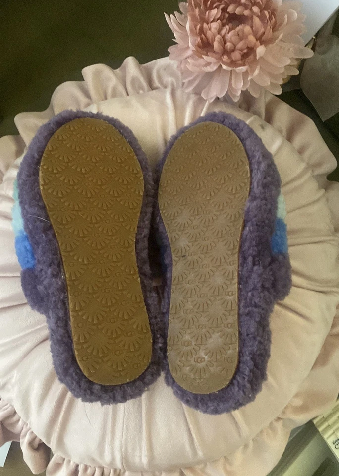 Sandalias UGG Fluff Yeah Pride Zapatillas Talla 3 Niños Foto 3 de 4