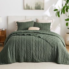 100 Cotton Quilt Set - Size Queen 08 - Olive Green - Tribal Geometry
