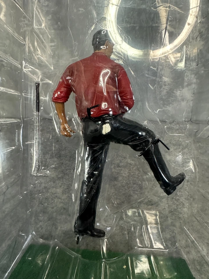 Figura y putter Open Box Upper Deck 97 Masters Champion Tiger Woods Foto 4 de 4