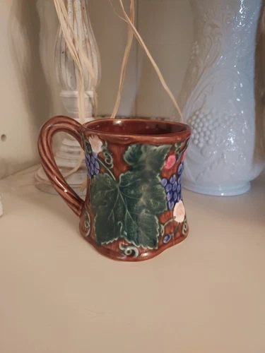 Set Of 4~1994~Fitz and Floyd~MAJOLICA COFFEE MUGS~W/embossed Detail & Artwork 