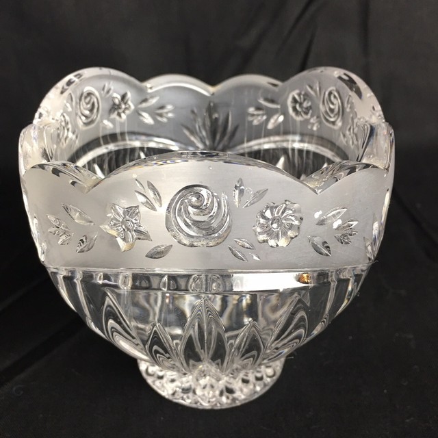 Oneida Crystal Potpourri/Candle Bowl Southern Garden Scallop Frosted Floral Rim eBay