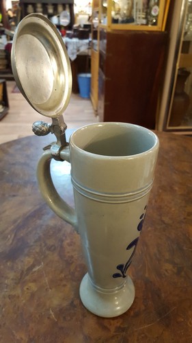 Grauer Bierkrug mit Zinndeckel – 0,5 Liter - Picture 4 of 5